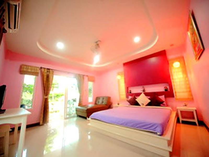 Bee Orchid Pool Villa Pattaya Εξωτερικό φωτογραφία