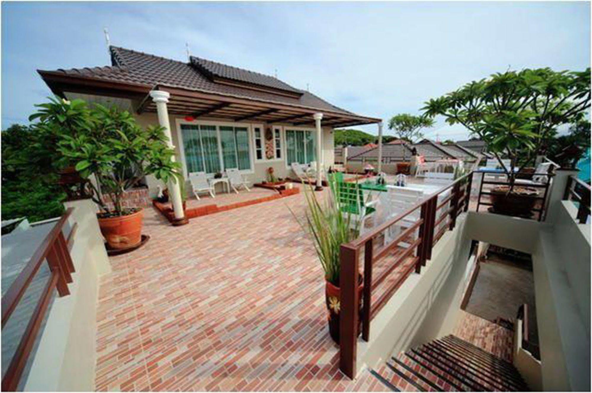 Bee Orchid Pool Villa Pattaya Εξωτερικό φωτογραφία